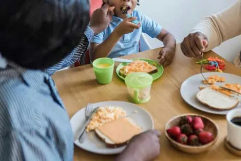 family eating breakfast