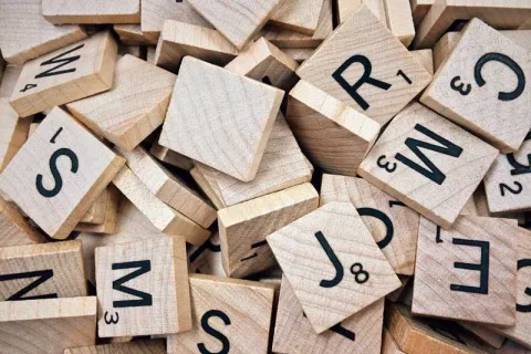 scrabble pieces