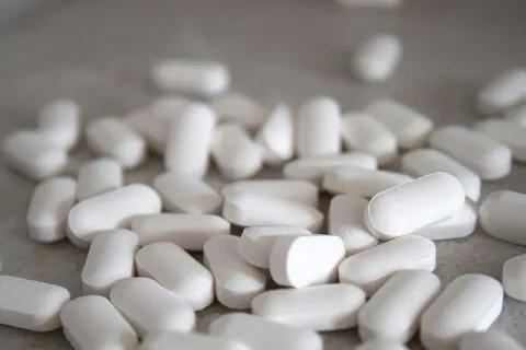 white oval pills