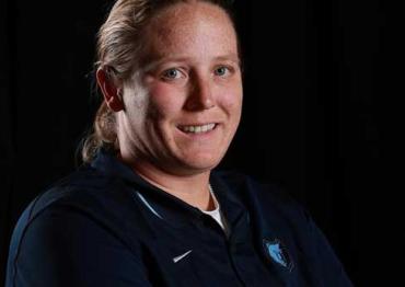 female basketball operations assistant for the NBA’s Memphis Grizzlies posing for her professional headshot