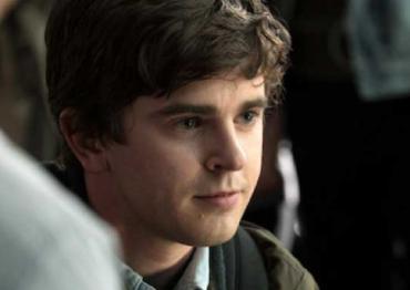 Freddie Highmore autistic doctor on the show The Good Doctor