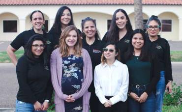 Dr. Cecilia Montiel-Nava and students